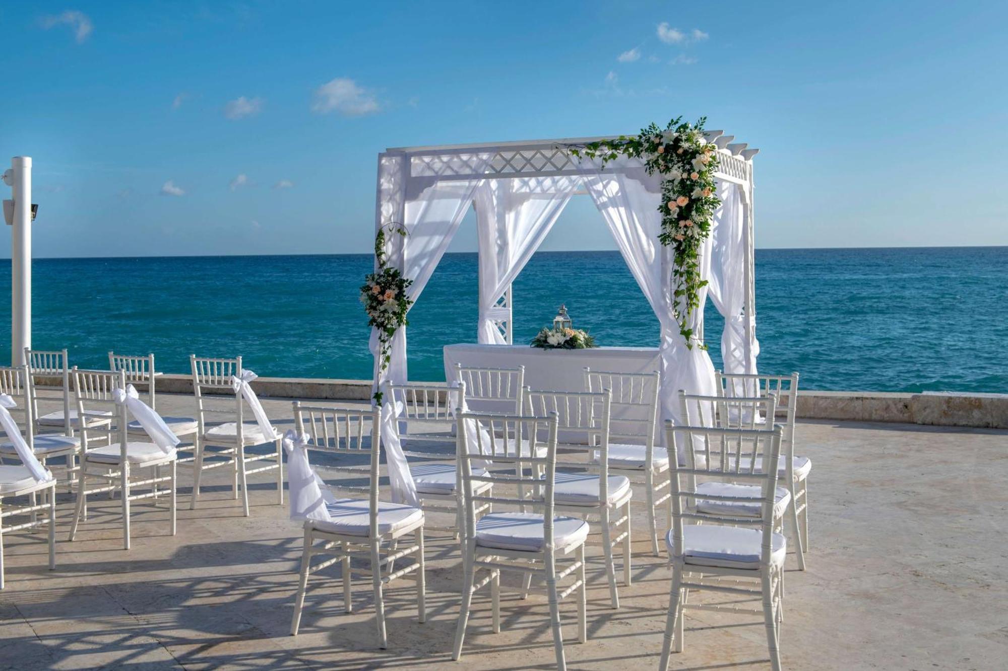 Viva Dominicus Beach By Wyndham, A Trademark All Inclusive Bayahibe Esterno foto