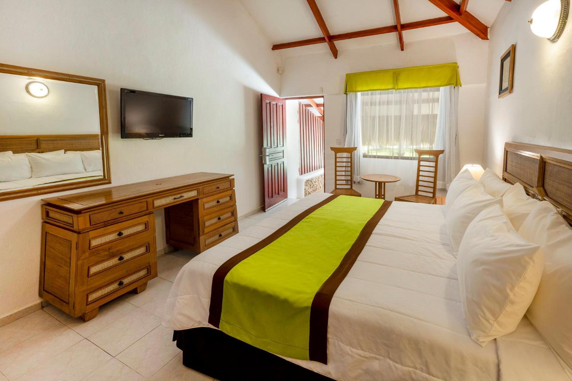 Viva Dominicus Beach By Wyndham, A Trademark All Inclusive Bayahibe Esterno foto